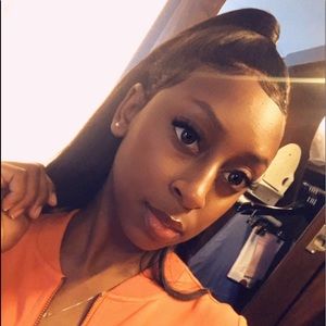 Meet your Posher, Letonia